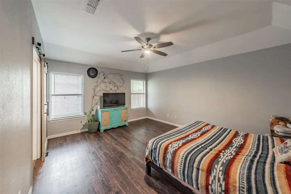 137 Roberts Drive Saginaw, TX 76179