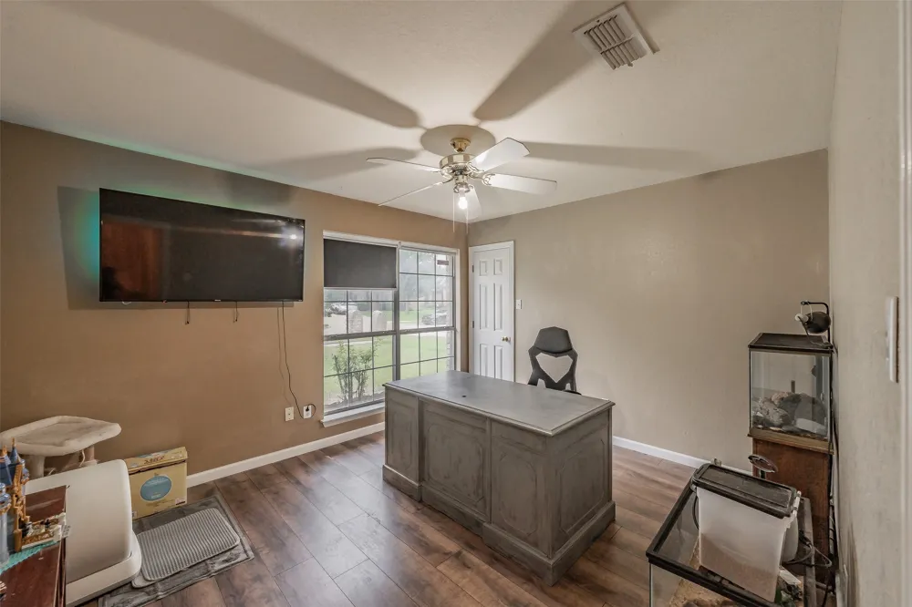 137 Roberts Drive Saginaw, TX 76179