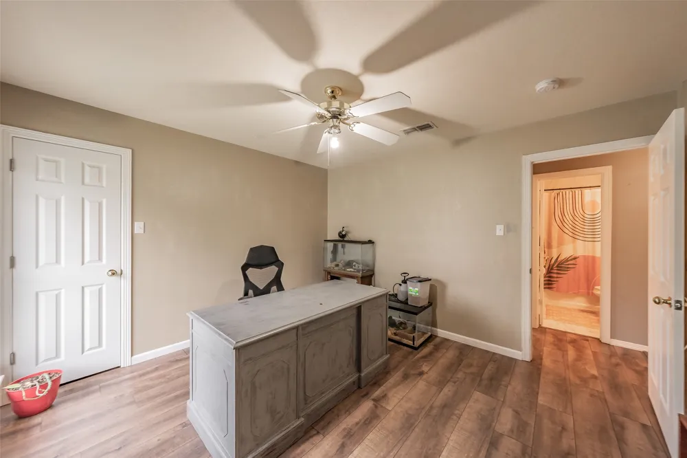 137 Roberts Drive Saginaw, TX 76179