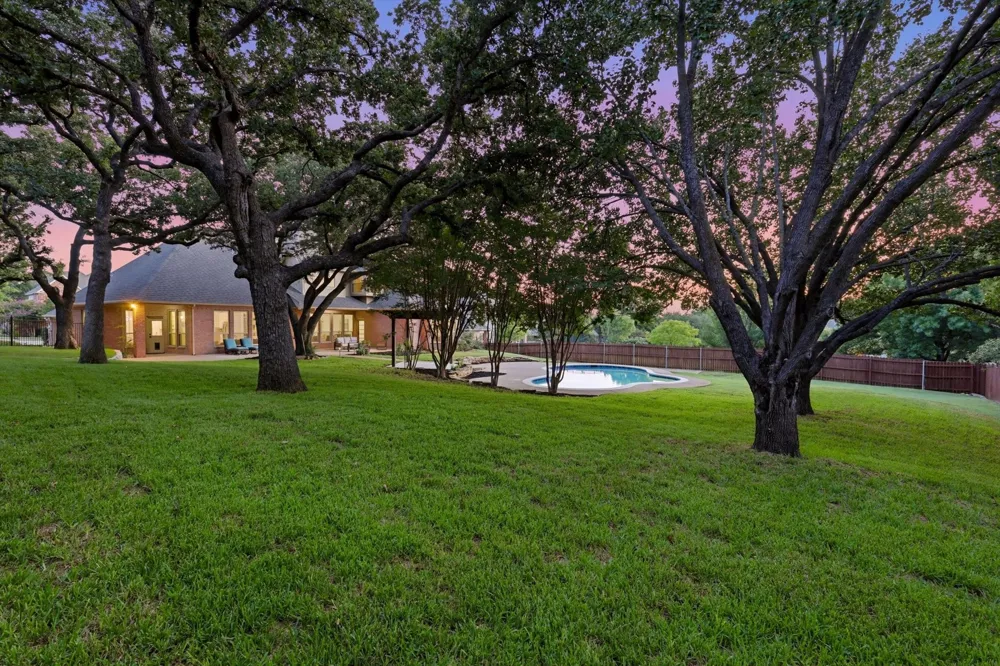 614 Llano Court Southlake, TX 76092