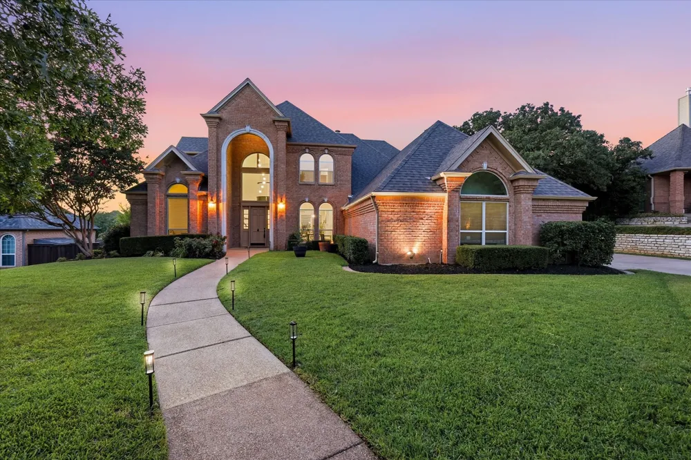 614 Llano Court Southlake, TX 76092