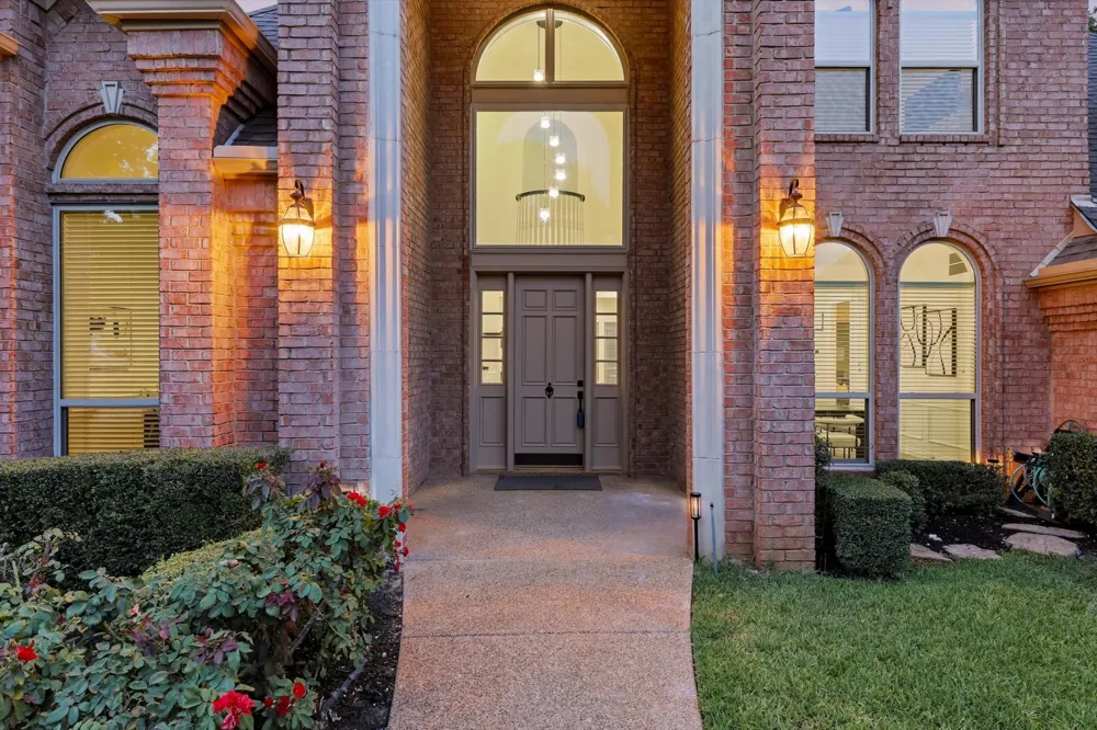 614 Llano Court Southlake, TX 76092