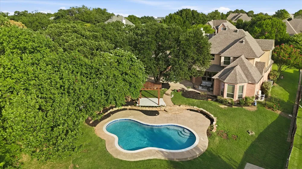 614 Llano Court Southlake, TX 76092