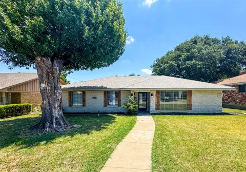5620 Marblehead Drive