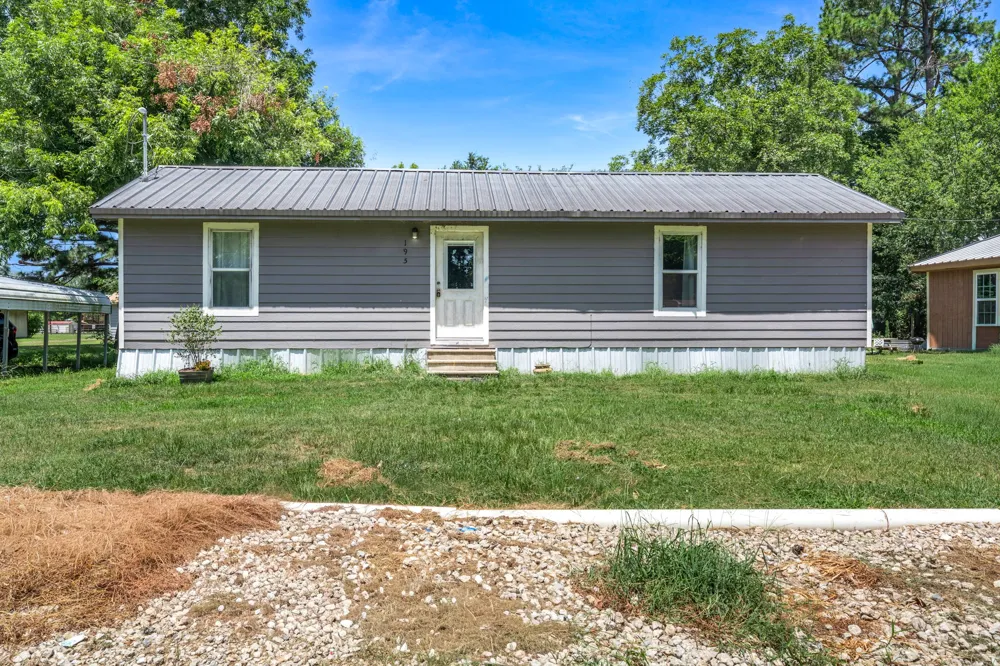 195 Wood Street Emory, TX 75440