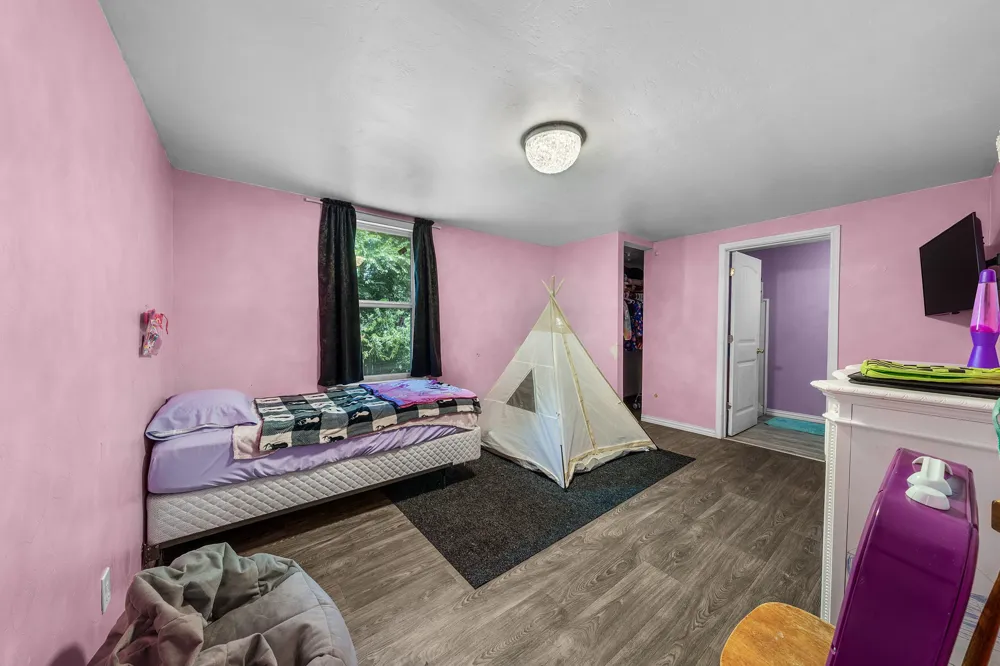 195 Wood Street Emory, TX 75440
