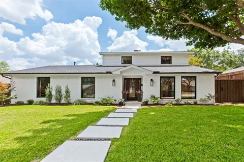 411 Ridgewood Drive