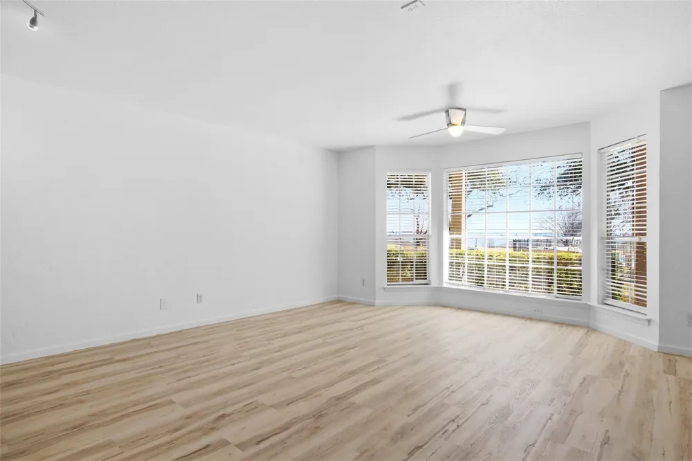 5810 Marina Drive #12 Garland, TX 75043