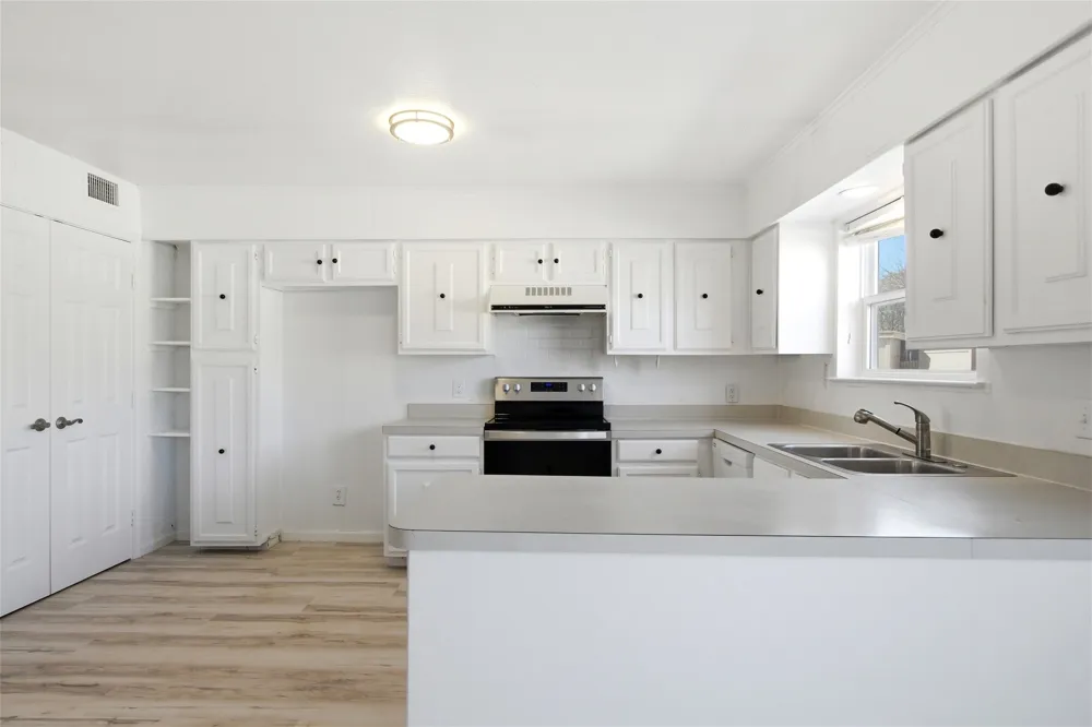 5810 Marina Drive #12 Garland, TX 75043