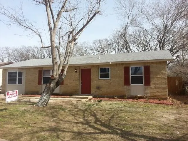 4412 Central Lane Balch Springs, TX 75180