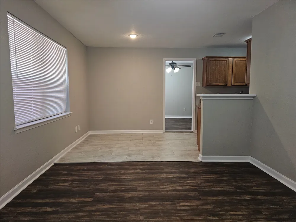 4412 Central Lane Balch Springs, TX 75180