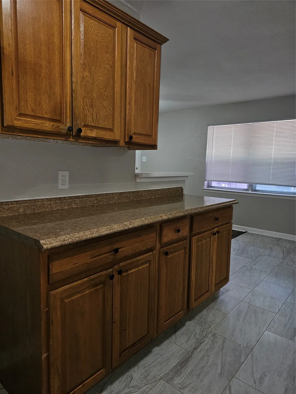 4412 Central Lane Balch Springs, TX 75180