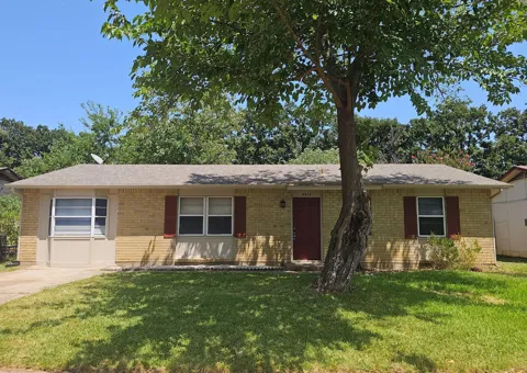 4412 Central Lane
