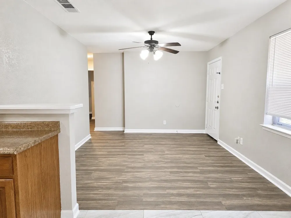 4412 Central Lane Balch Springs, TX 75180