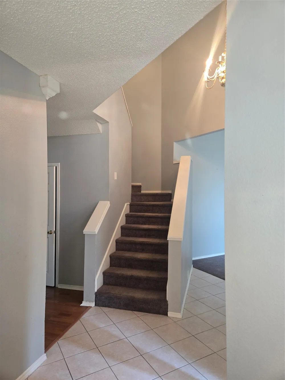 1100 Raleigh Drive Lewisville, TX 75077