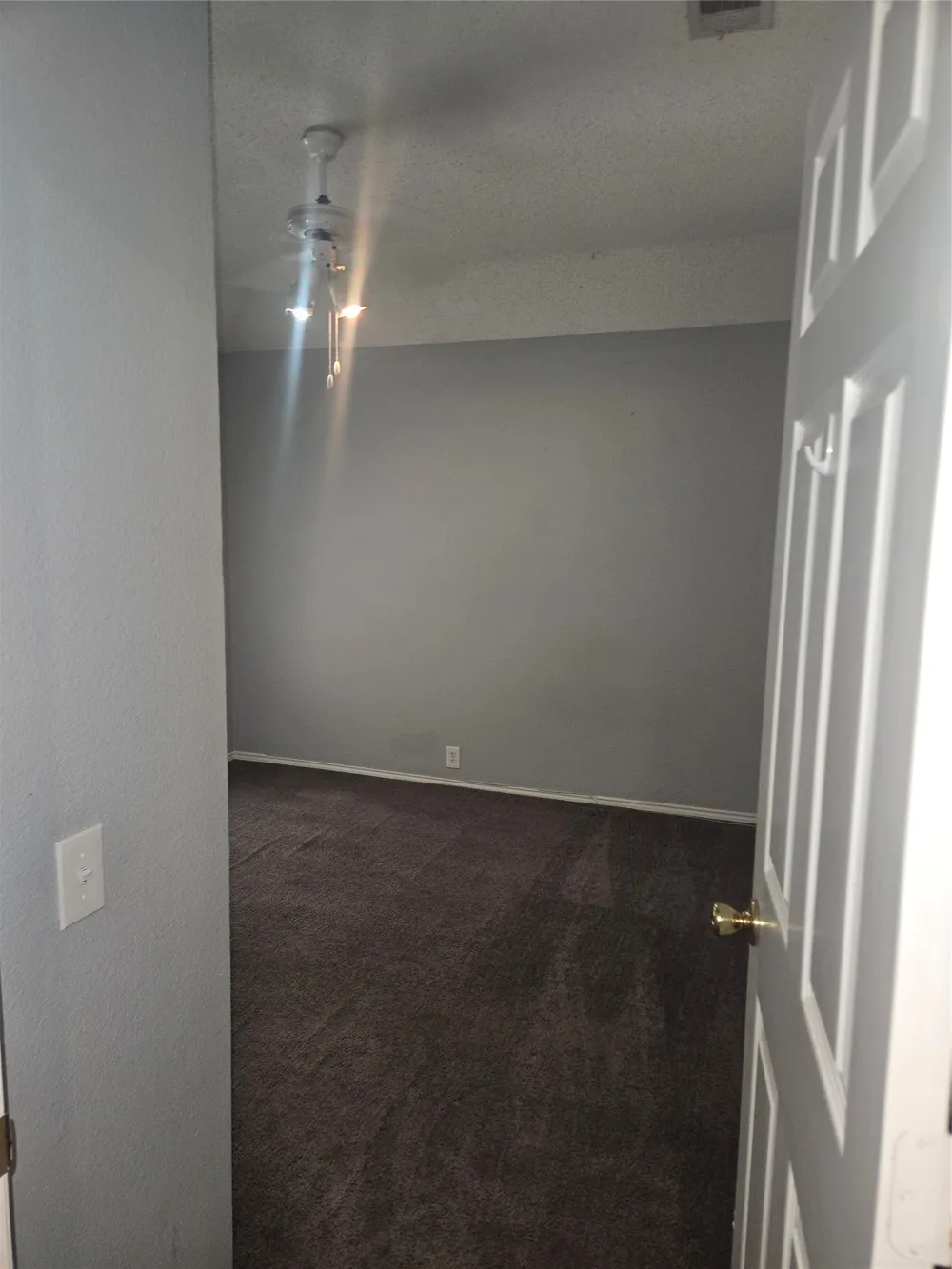 1100 Raleigh Drive Lewisville, TX 75077