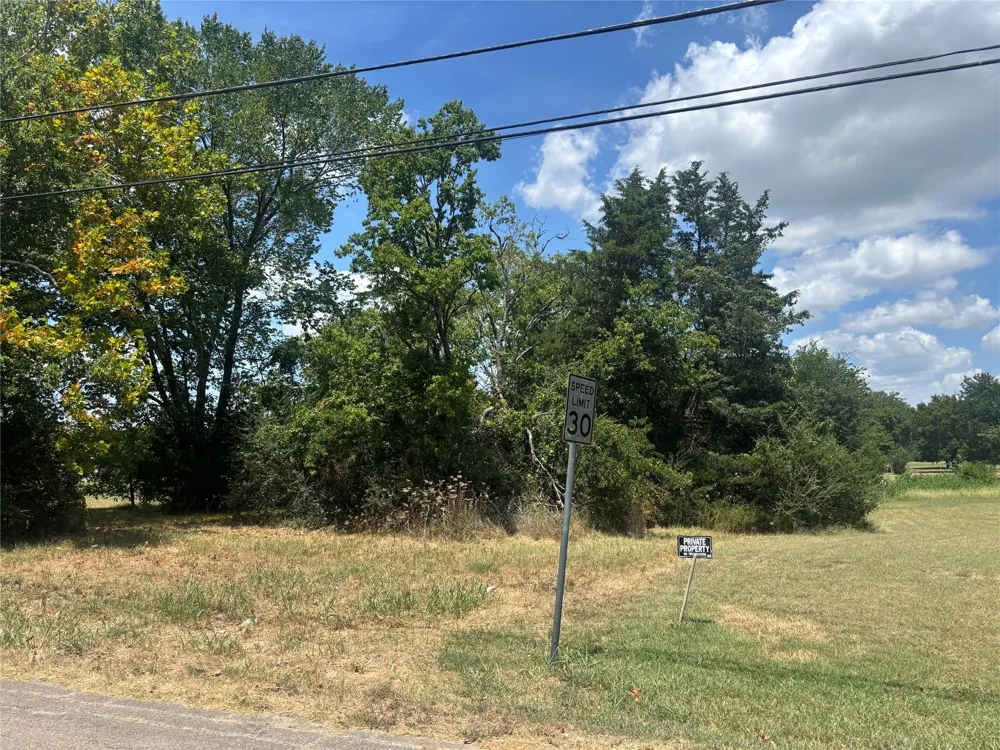 406 Neal Street Commerce, TX 75428