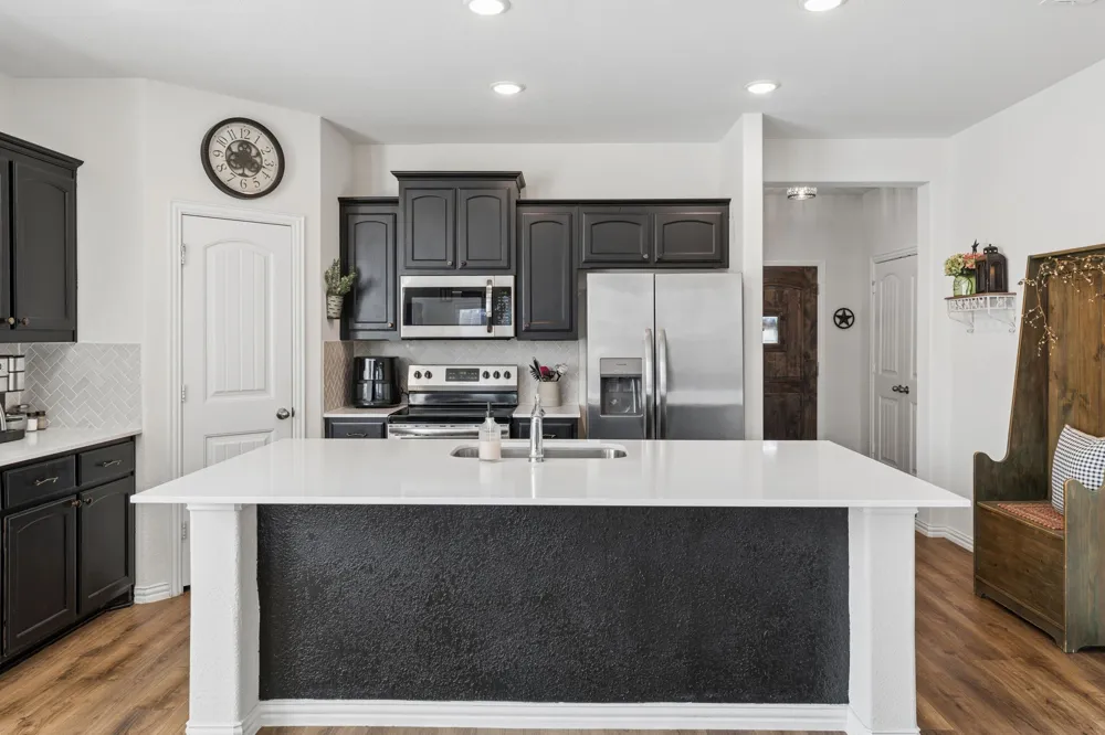 772 Brookside Drive Springtown, TX 76082