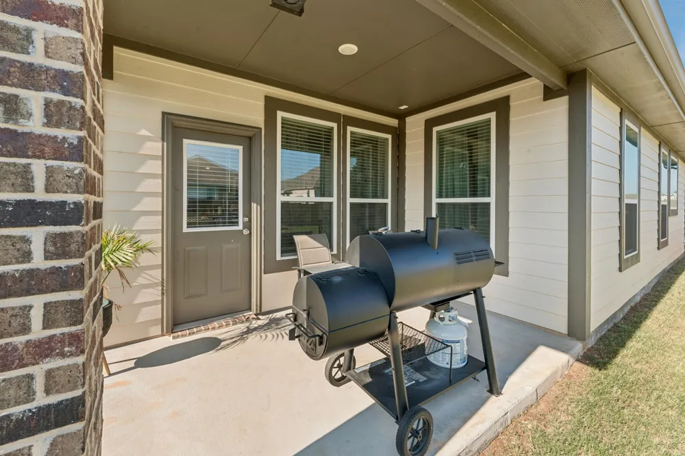 772 Brookside Drive Springtown, TX 76082