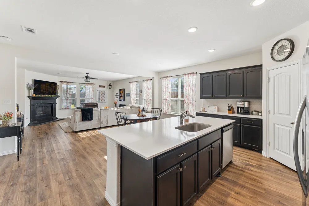 772 Brookside Drive Springtown, TX 76082