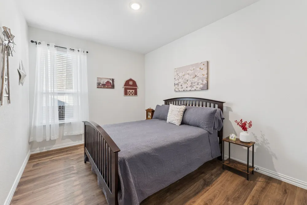 772 Brookside Drive Springtown, TX 76082