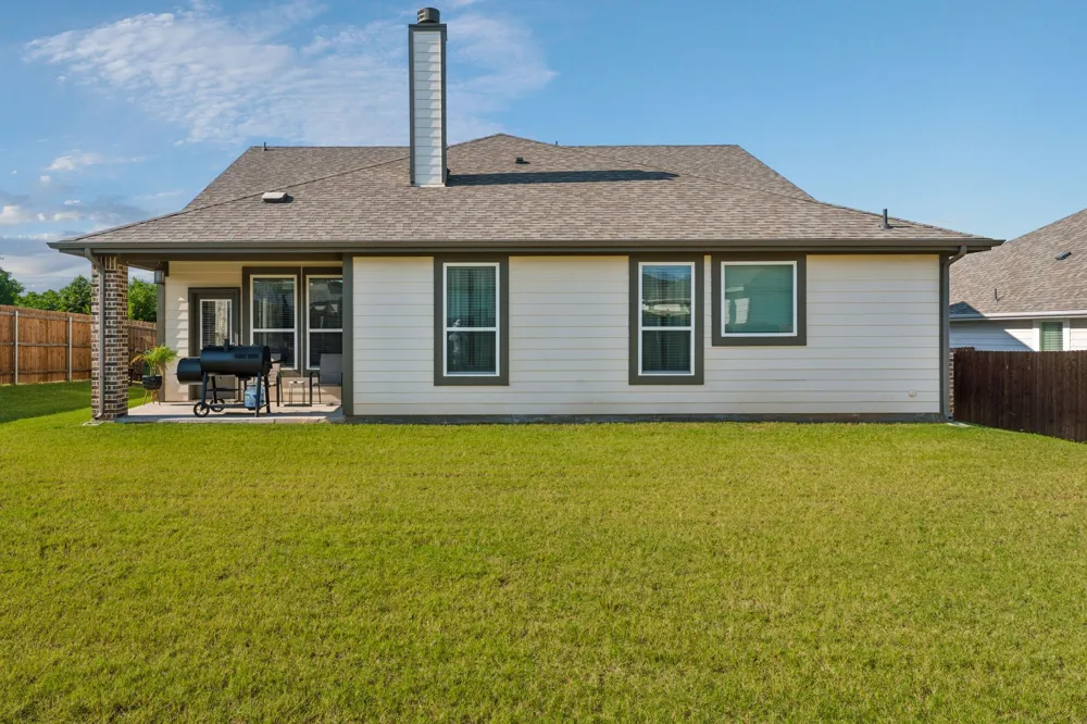 772 Brookside Drive Springtown, TX 76082