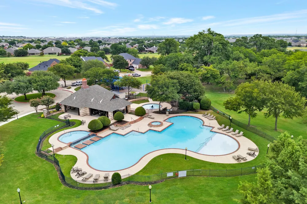 316 Sandy Cove Argyle, TX 76226