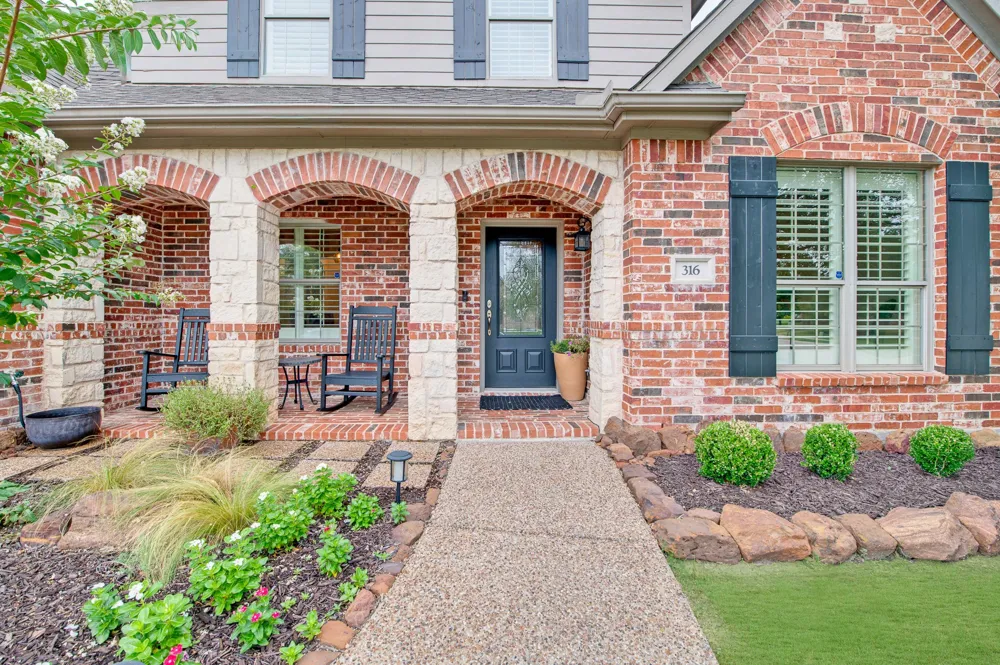 316 Sandy Cove Argyle, TX 76226