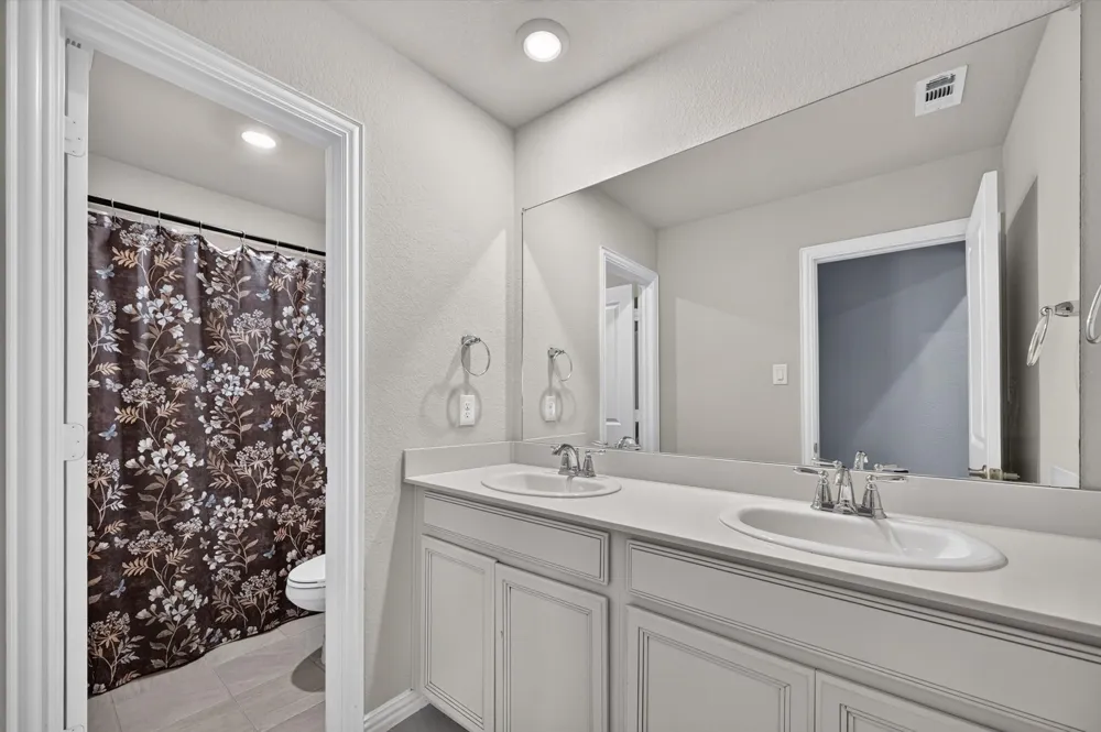 4129 Ranchero Drive Sachse, TX 75048