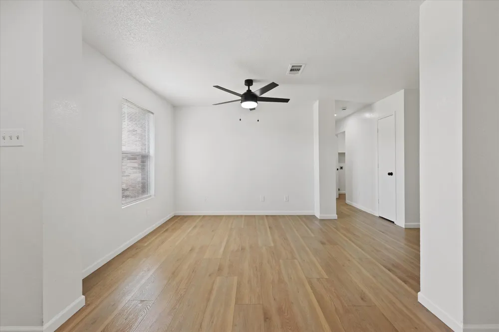 702 Lowe Drive Cedar Hill, TX 75104