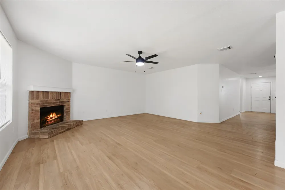 702 Lowe Drive Cedar Hill, TX 75104