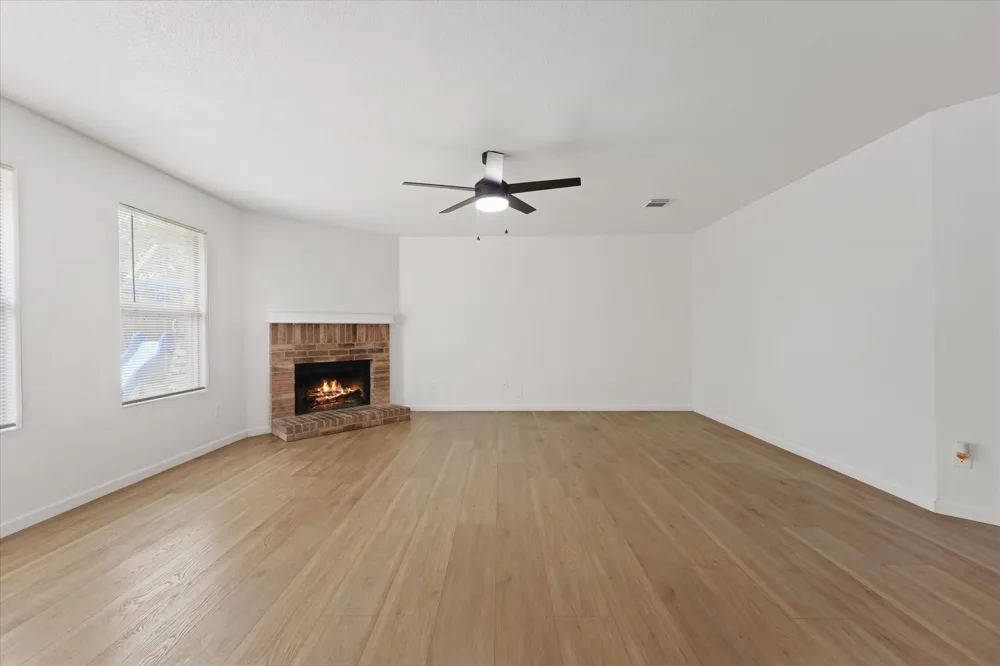702 Lowe Drive Cedar Hill, TX 75104