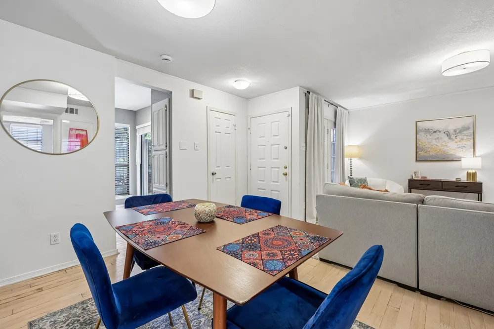 5200 Martel Avenue #24B Dallas, TX 75206