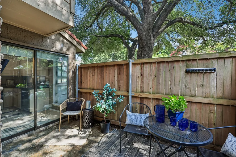 5200 Martel Avenue #24B Dallas, TX 75206