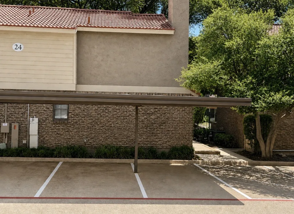 5200 Martel Avenue #24B Dallas, TX 75206