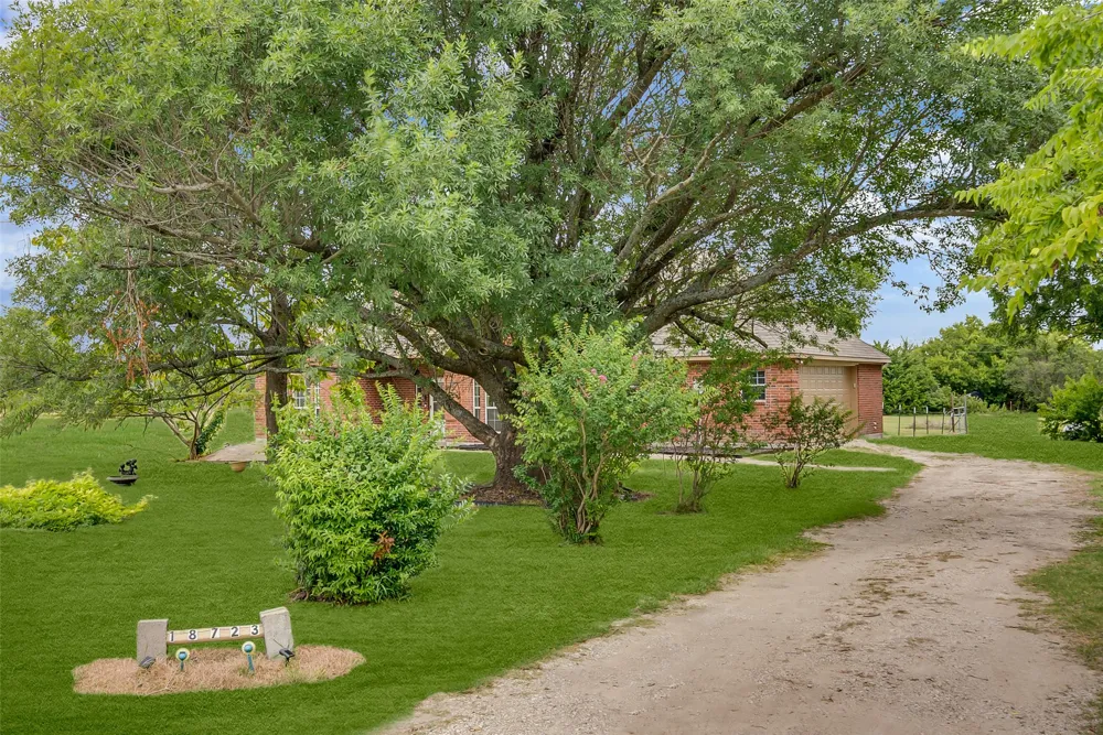 18723 Sims Lane Nevada, TX 75173