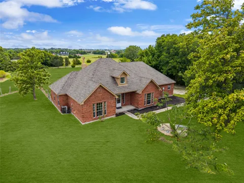 18723 Sims Lane