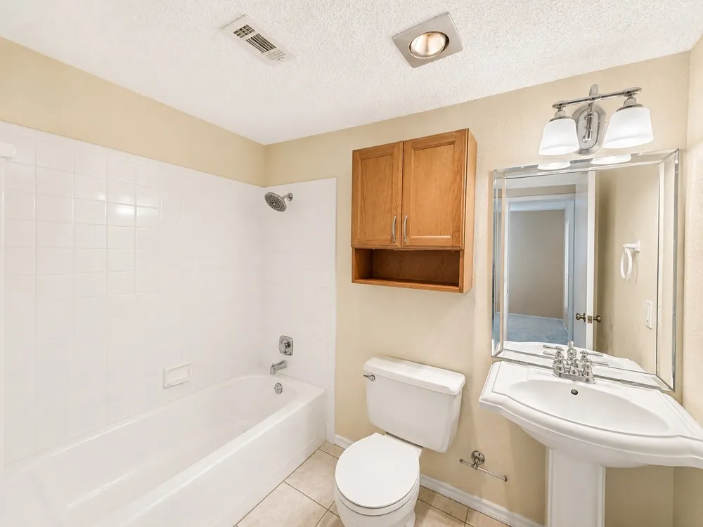 1828 Angelina Drive Garland, TX 75040