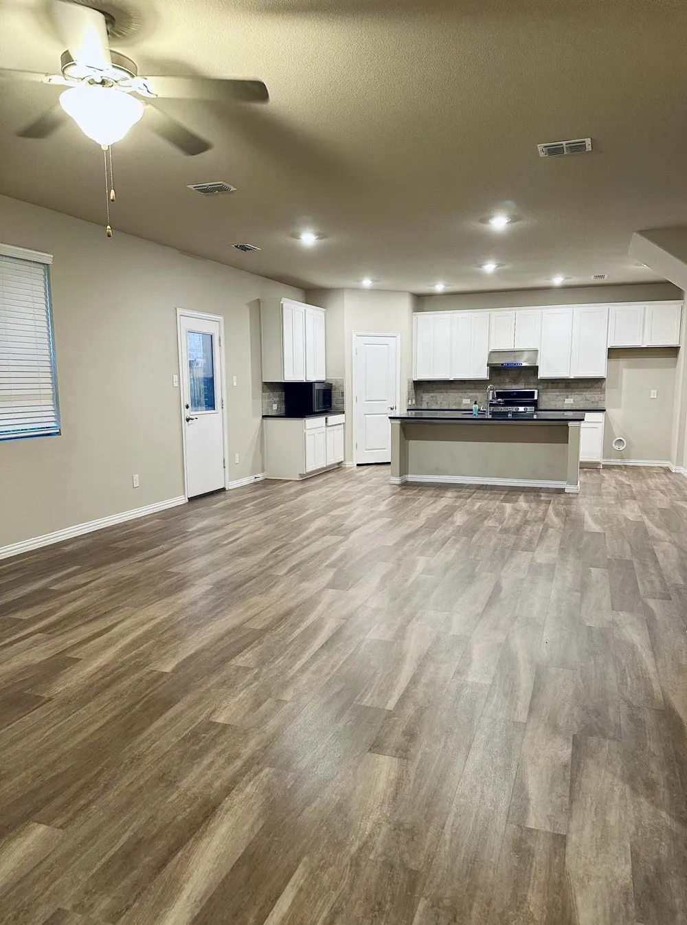 3706 Glenn Mews Rowlett, TX 75089