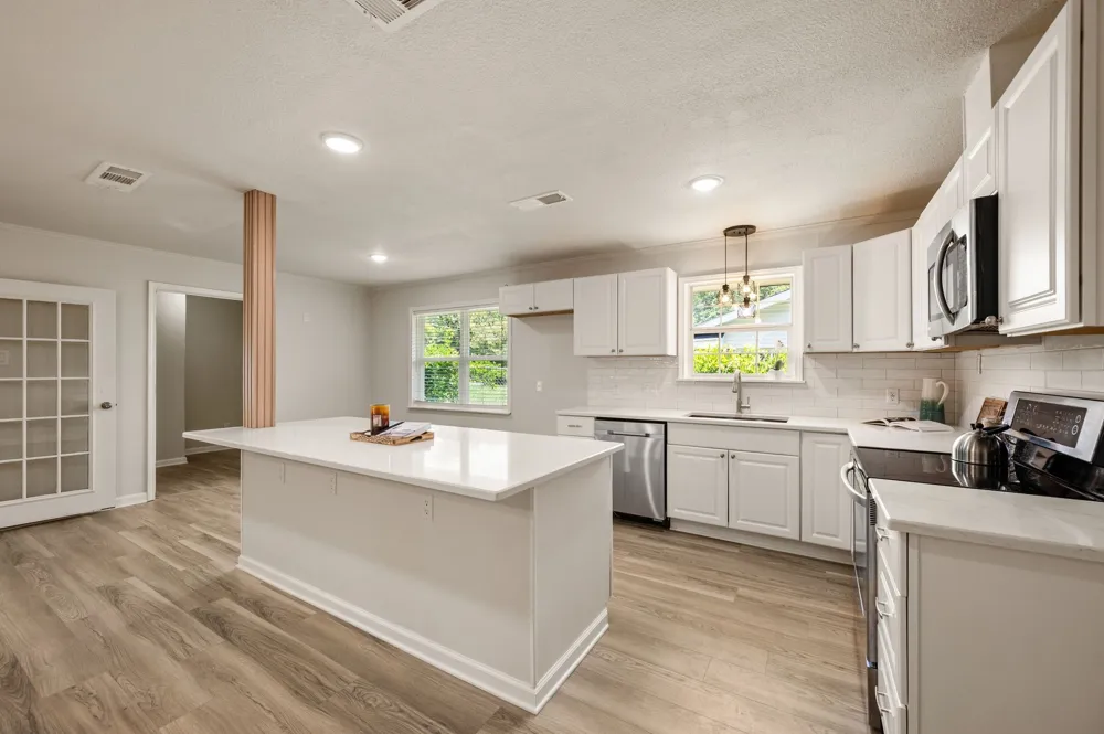 6517 Jameson Street Richland Hills, TX 76118