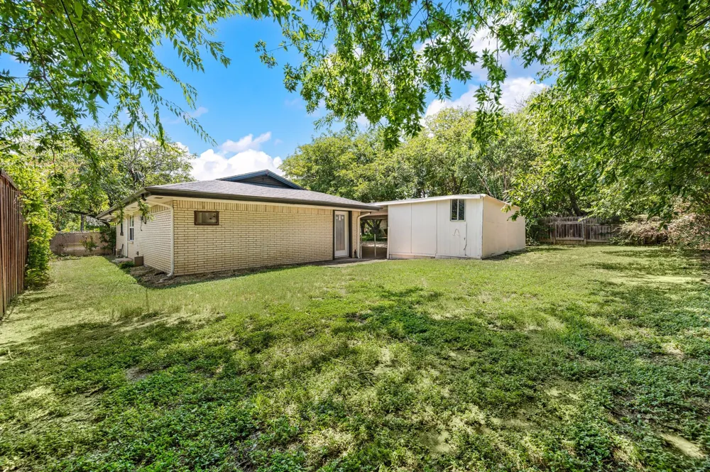 6517 Jameson Street Richland Hills, TX 76118