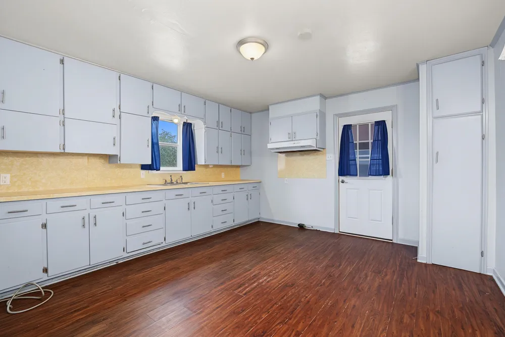 611 Richard Avenue Rotan, TX 79546