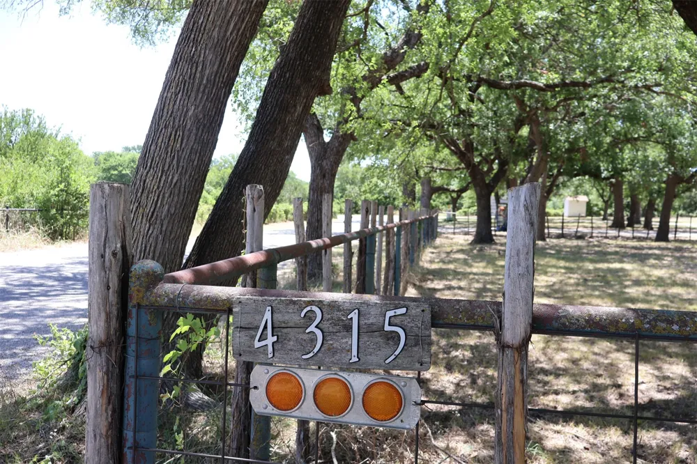 4315 Waples Road Granbury, TX 76049