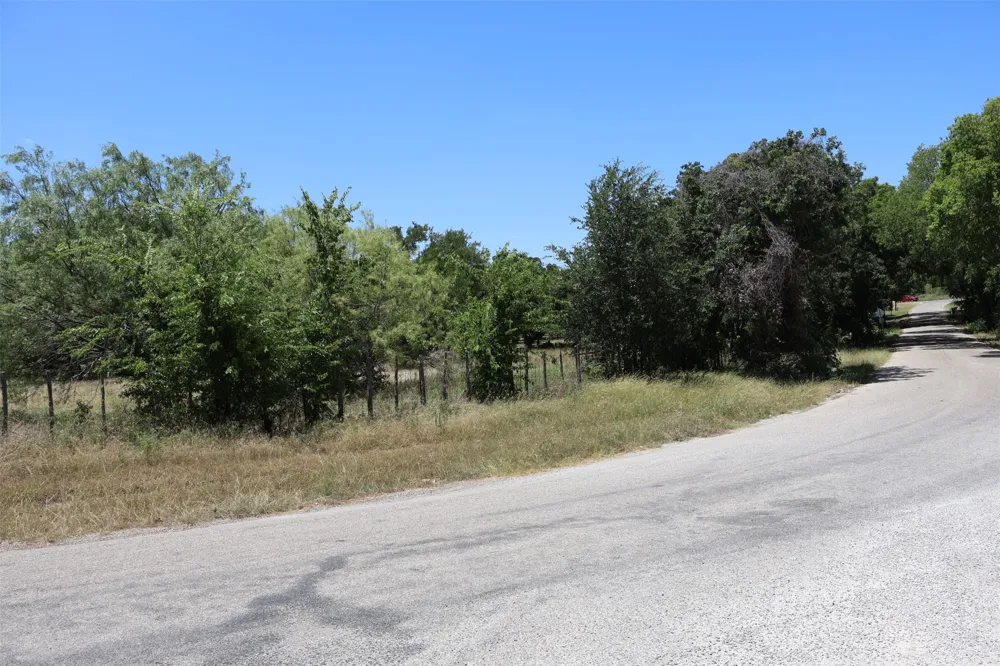 4315 Waples Road Granbury, TX 76049