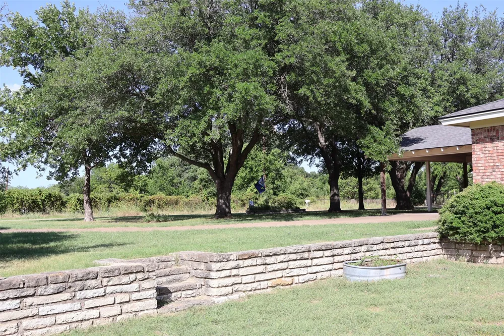4315 Waples Road Granbury, TX 76049