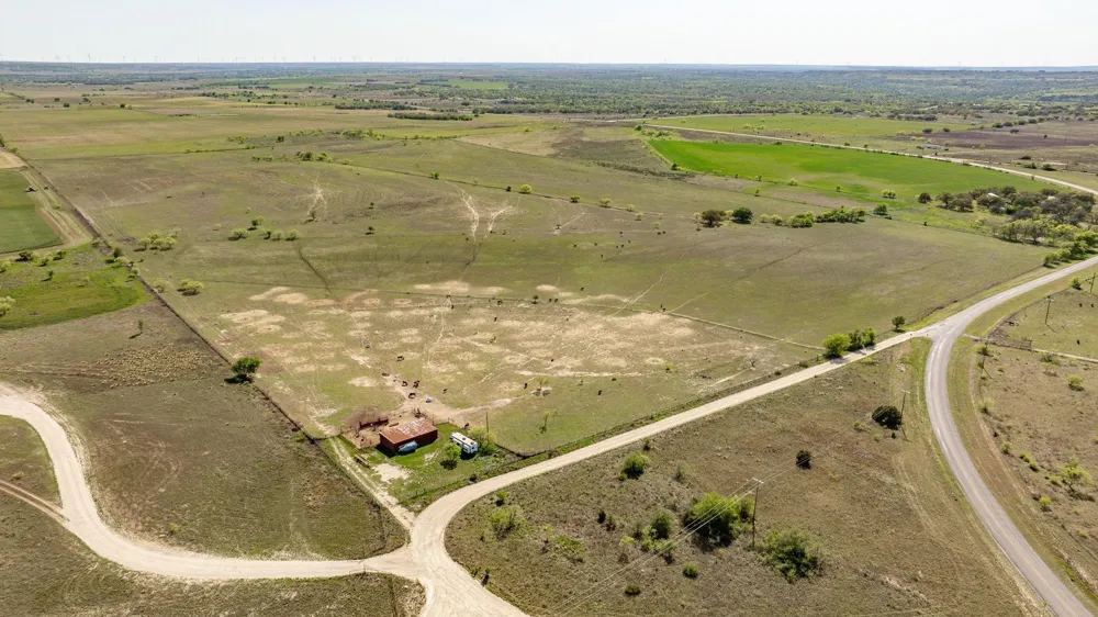 90 County Road 515 Energy, TX 76452