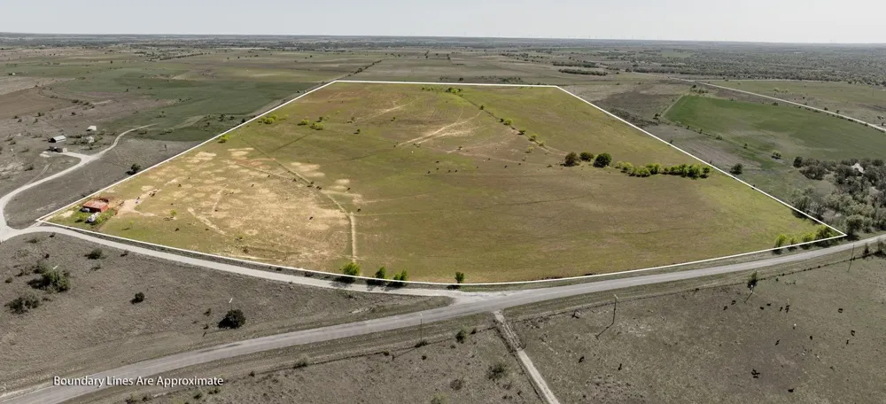 90 County Road 515 Energy, TX 76452