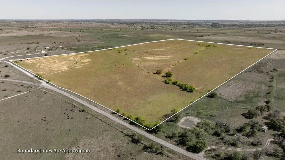 90 County Road 515 Energy, TX 76452