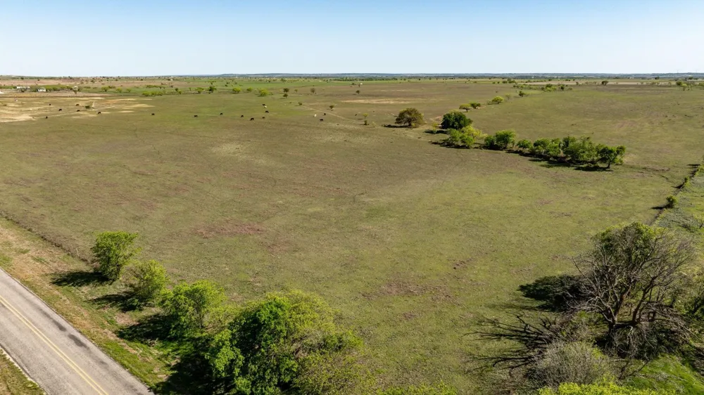 90 County Road 515 Energy, TX 76452