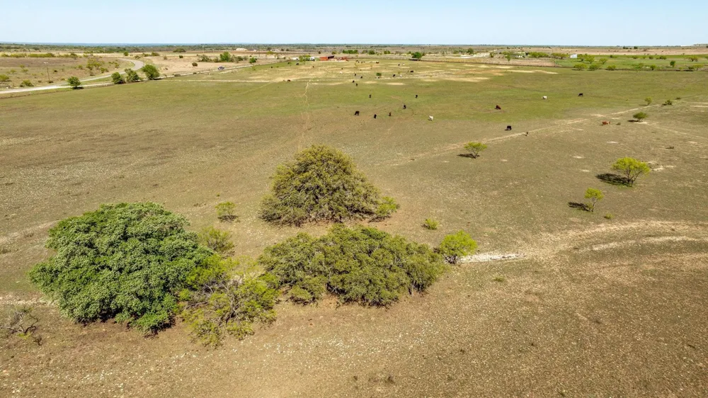 90 County Road 515 Energy, TX 76452
